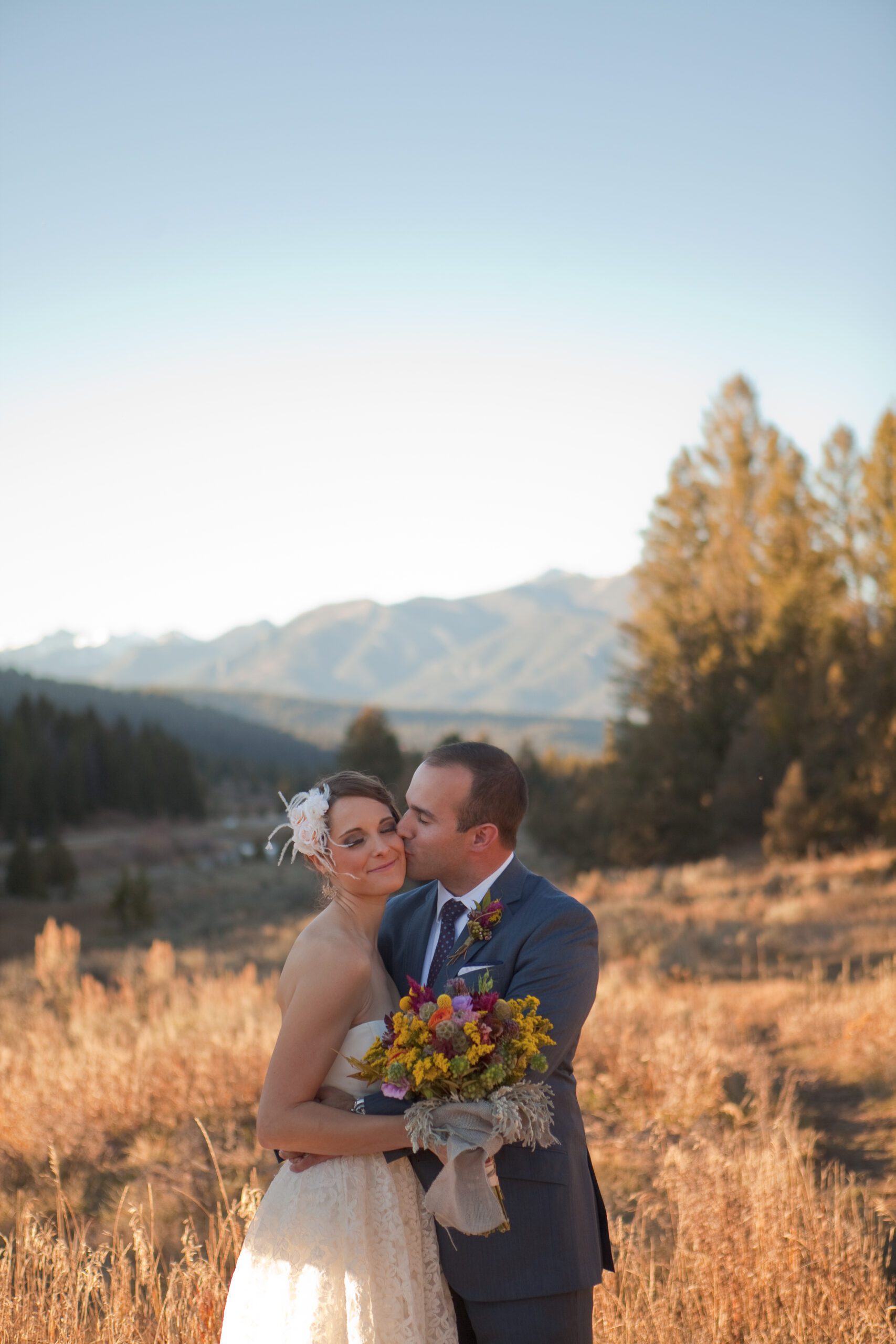 Montana wedding couple at Rainbow Ranch wedding